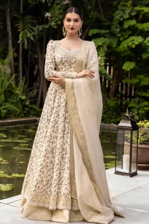 Faiza Saqlain Vinika-03 'Off-White' Zinnia Luxury Lawn 25 - 3 Pc Classic Lawn