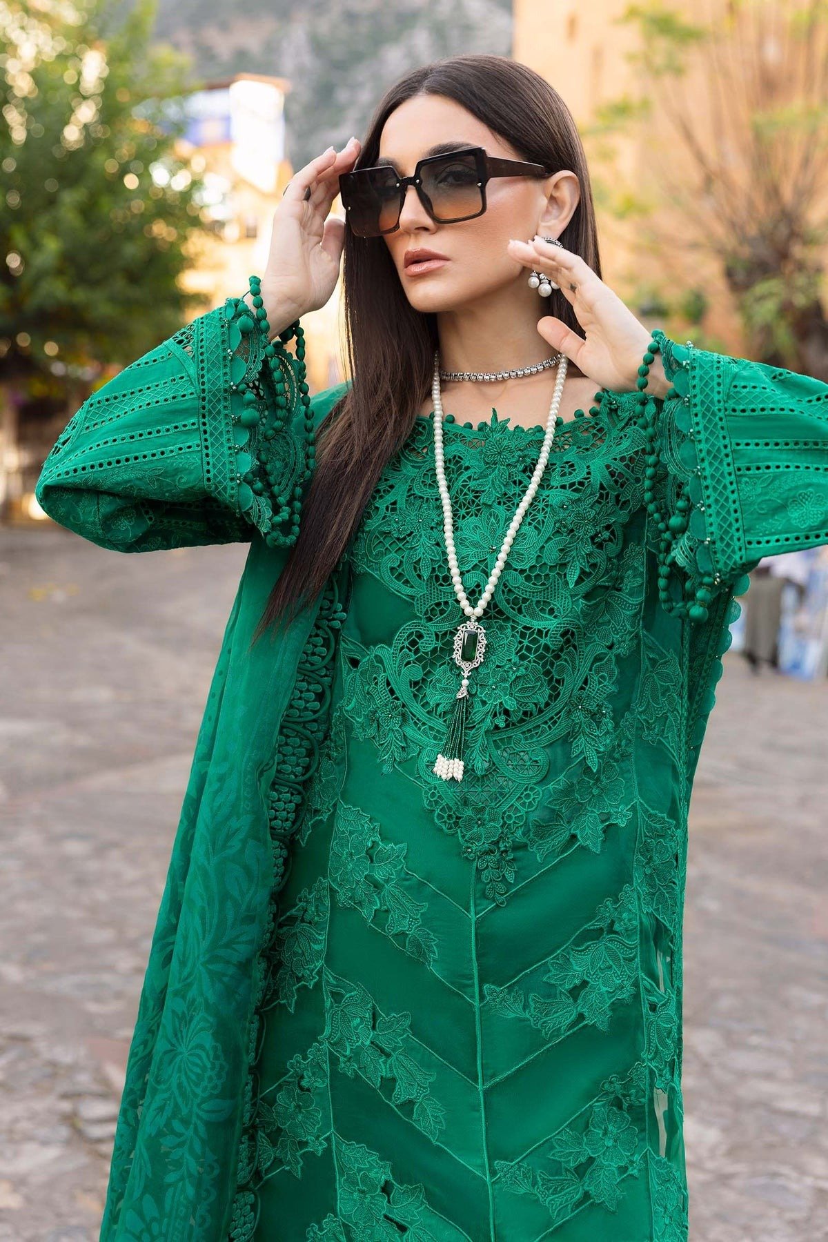 Maria.b | Luxury Lawn | Emerald Green | Unstitched | Embroidered Net Suit | 3 Piece - Image 3