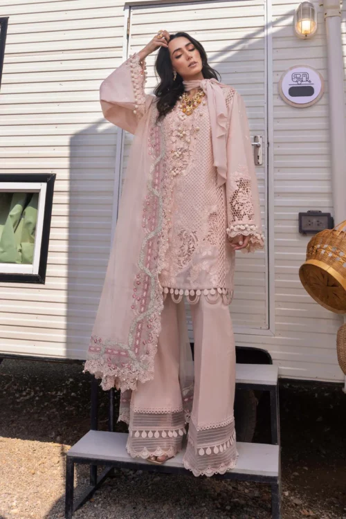 Saira Shakira | Luxury lawn'25 | Leyla-a | Lawn | Salmon pink | Embroidered Suit | 3pc