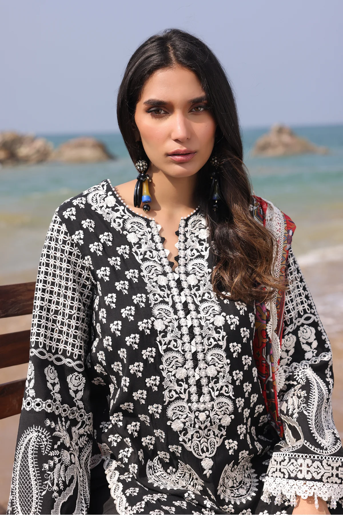 Imrozia Serene | Hania Collection '25 | Lawn | Black | Stitched | 3pc - Image 4