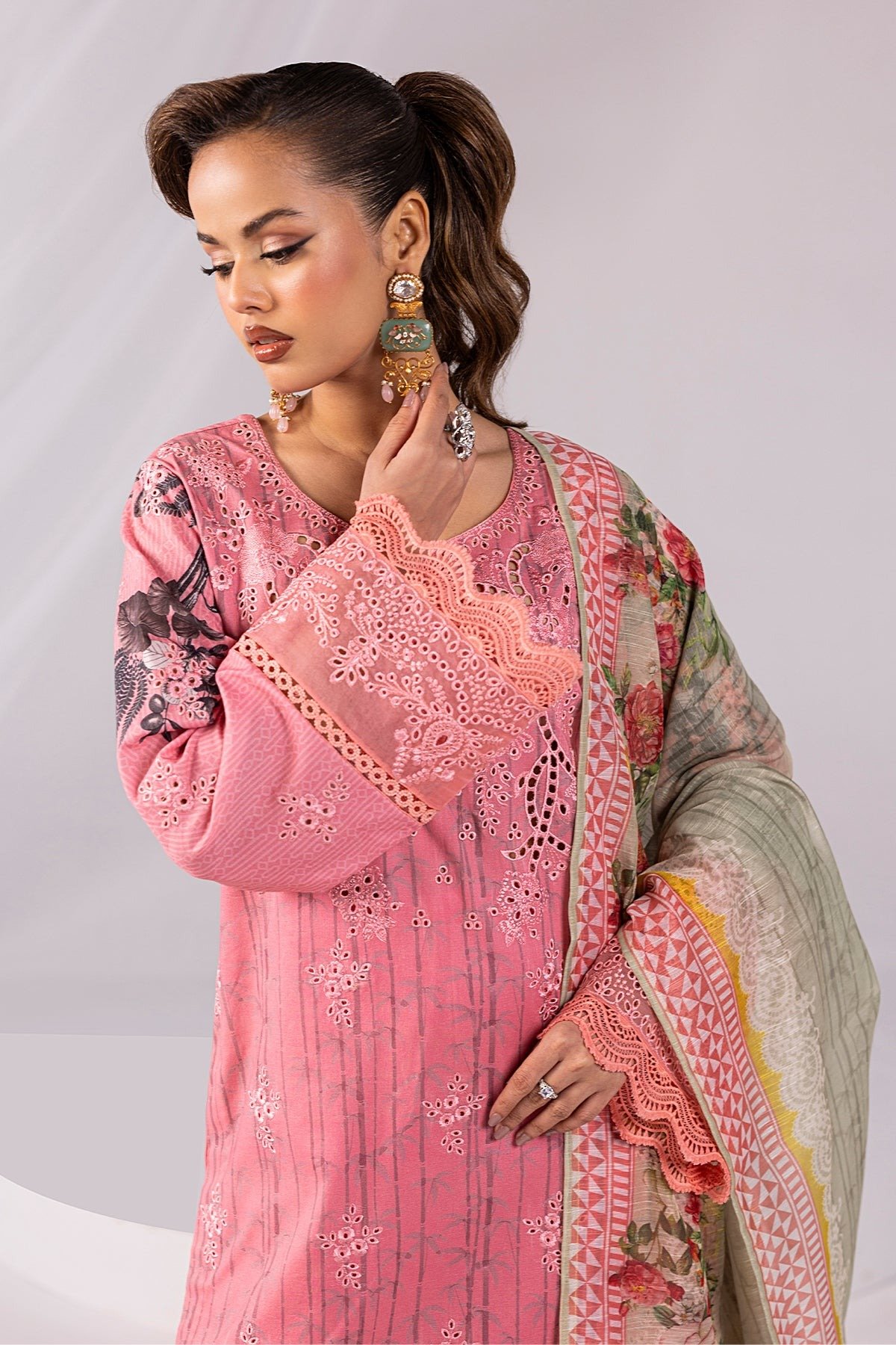 Imrozia Serene | Noor Lawn'25 | Sabeen | Tea Pink | Stitched 3 pc - Image 2