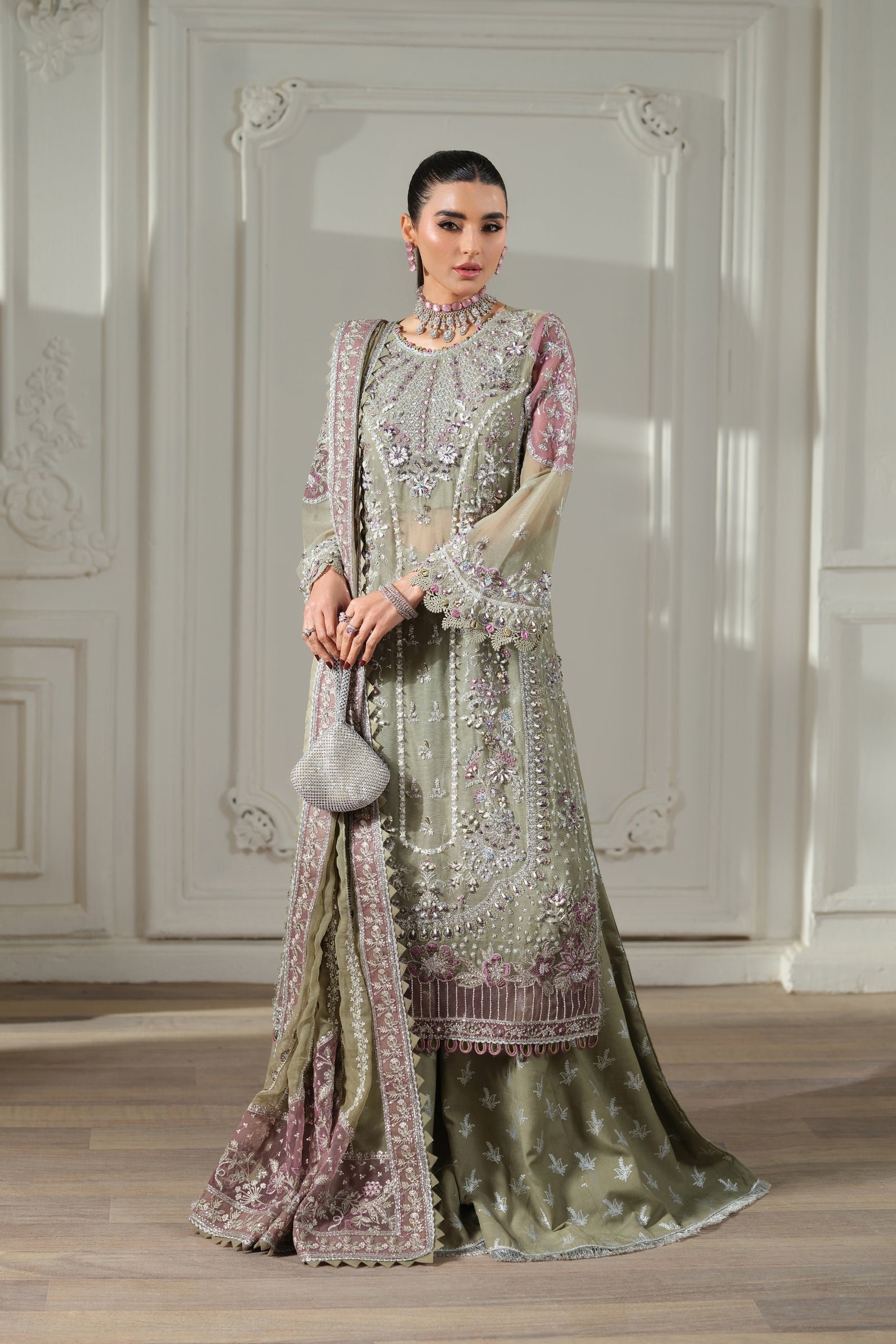Maryam Hussain | Luxury Chiffon Unstitched 26 Wedding Dress "Green" D05 | 3Pcs. - Image 3