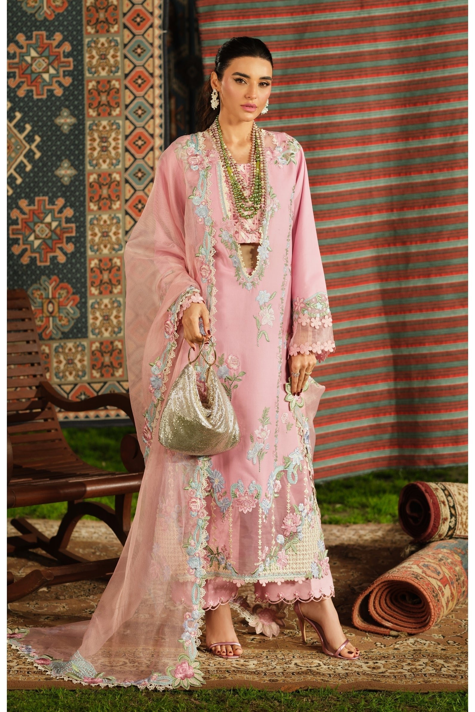 Maryam Hussain | Luxury Lawn 26 Unstitched Formal Festive Wear "Pink" | 3pcs. - Image 4