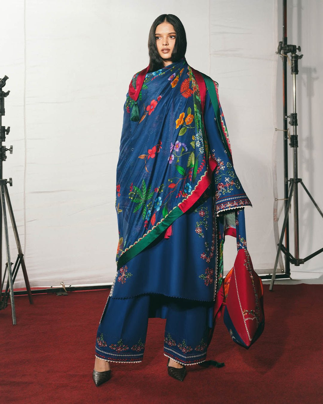 Jugnu Lahore | SS26 Edit 1 Lawn 26 Unstitched Lawn Formal Festive Wear "Blue" D01 | 3Pcs. - Image 4