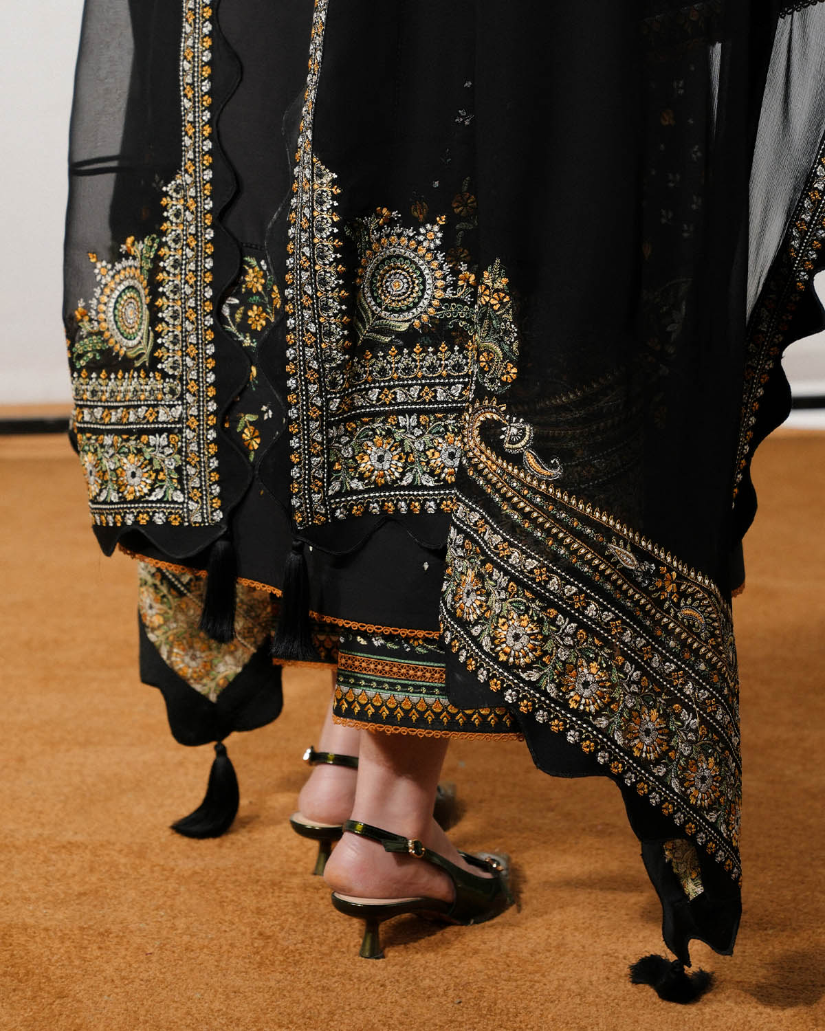 Jugnu Lahore | SS26 Edit 1 Lawn 26 Unstitched Lawn Formal Festive Wear "Black D07 | 3Pcs. - Image 3