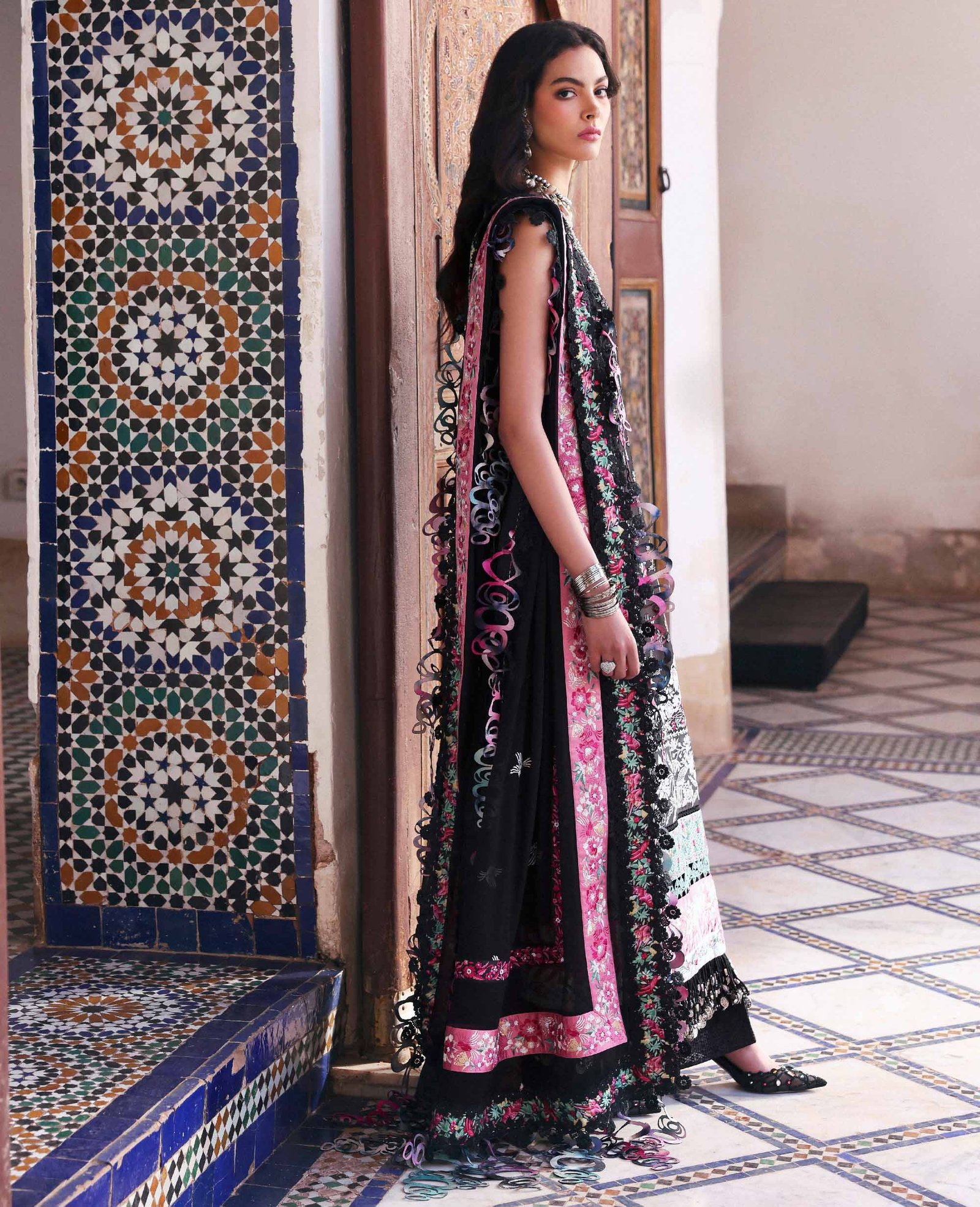 Republic Womens Wear | Reine Luxury Lawn 26 Unstitched Lawn Formal Festive Wear "Black" D3-B | 3Pcs. - Image 4